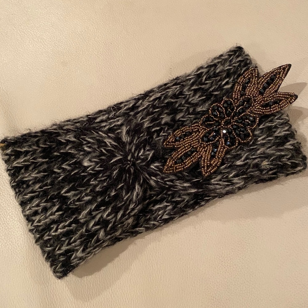 NWOT Warm head band